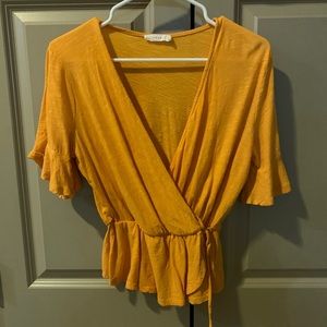 LUSH WRAP TOP
